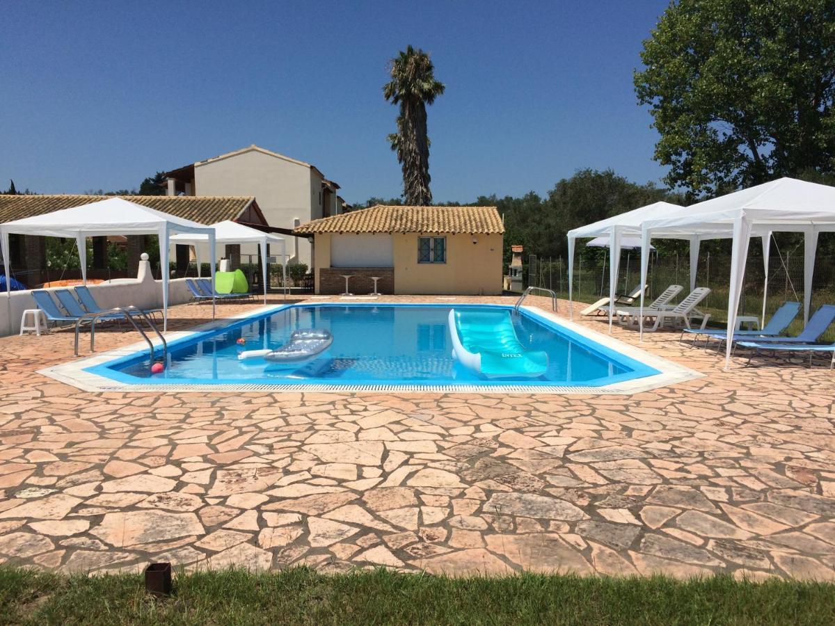 Avra Beach Apartments Lefkímmi Exteriér fotografie